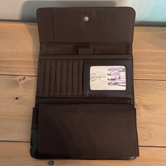 Nine West Khaki Espresso Norfolk NWT Wallet - Picture 7 of 15